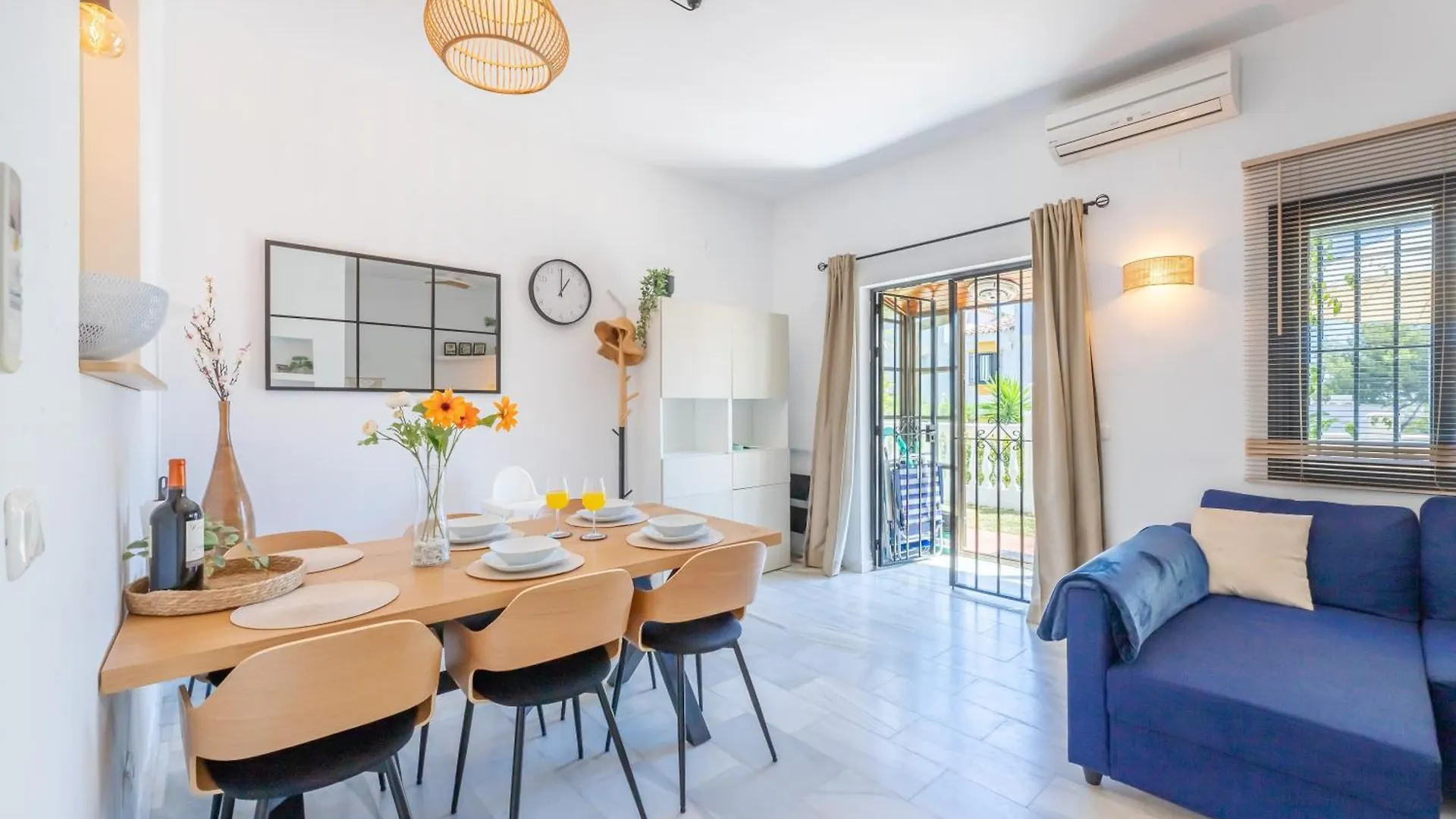 Holiday home Casa La Fuente Nueve - Family Friendly Townhouse With Pool And 3 Bedrooms Sitio de Calahonda