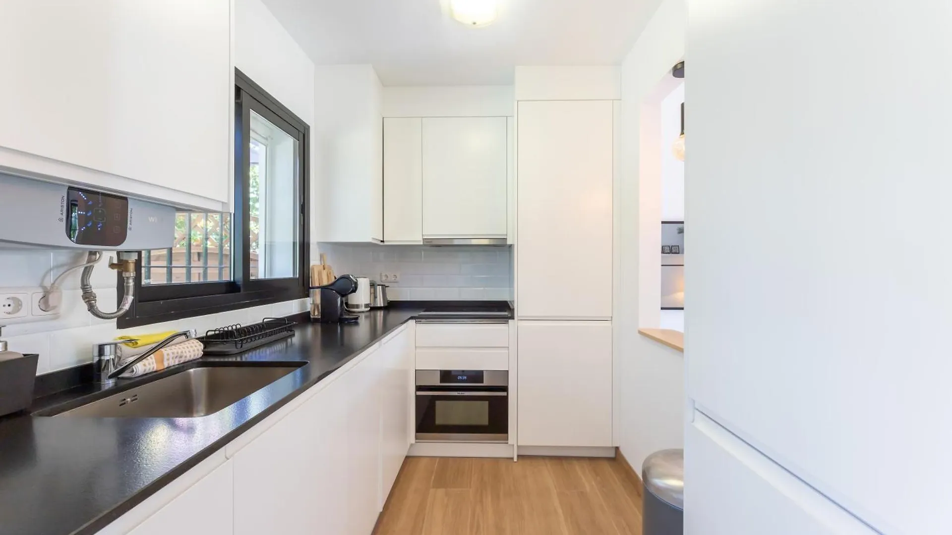 Casa La Fuente Nueve - Family Friendly Townhouse With Pool And 3 Bedrooms Sitio de Calahonda 西班牙